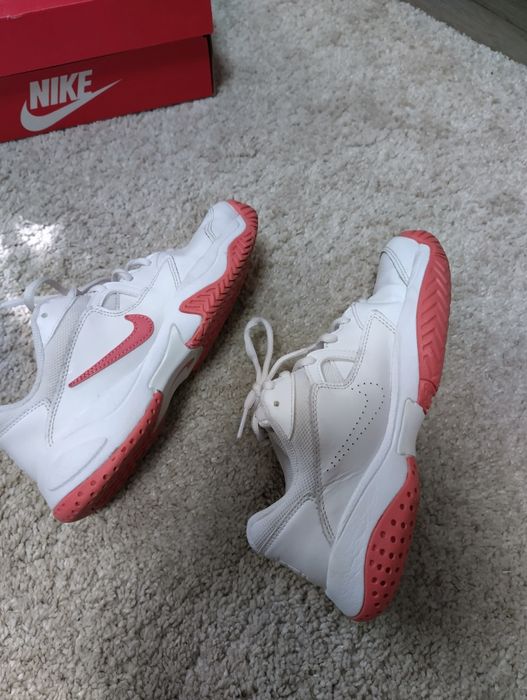 Nike Court Lite 36,5 дамски