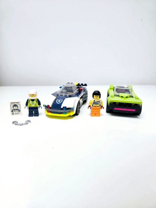 Lego City 60415 - Police Car and Muscle Car Chase (2024)