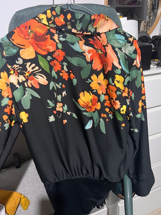 Body zara negru cu flori stil cămașă S