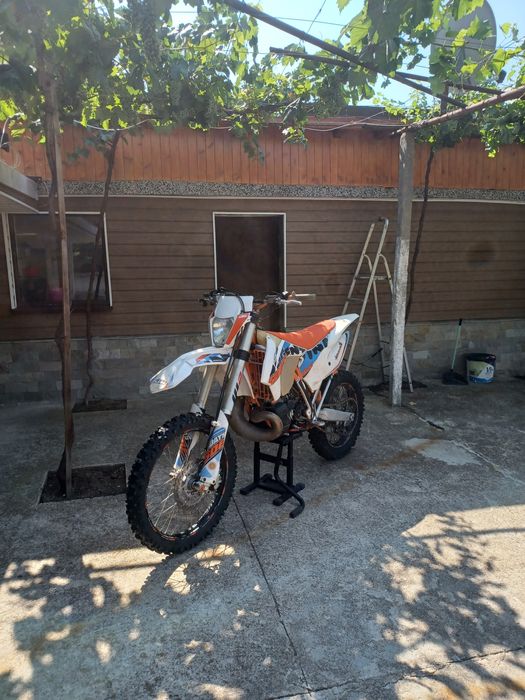 Ktm exc 300 six days