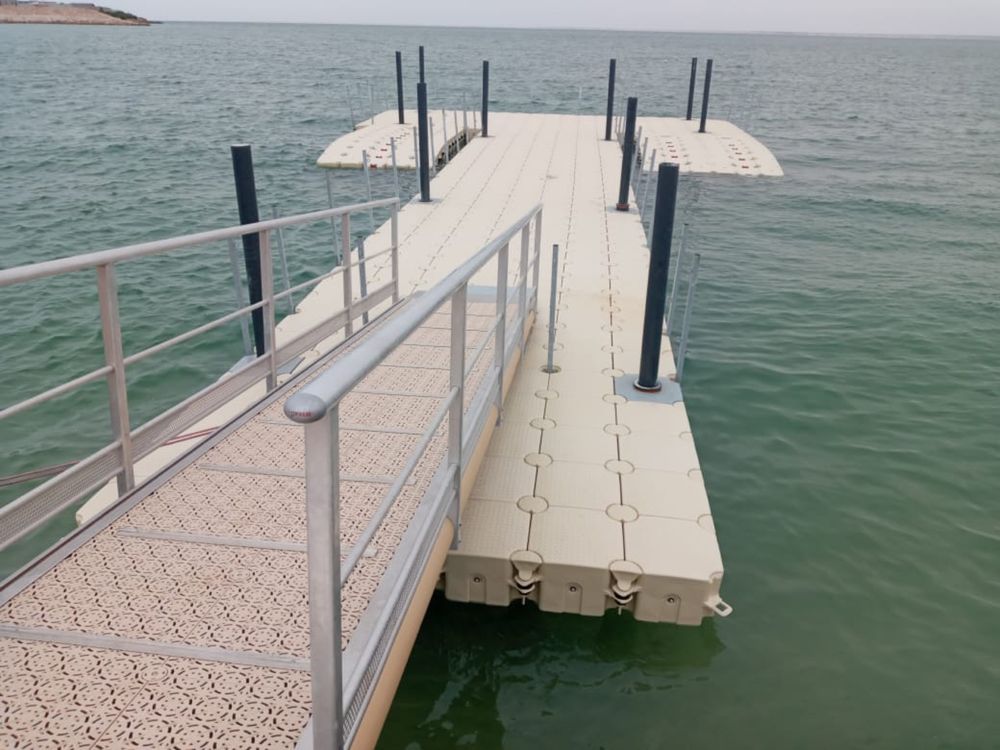 Platforma ponton , barca , salupa ,bayliner ,peridoc, searay