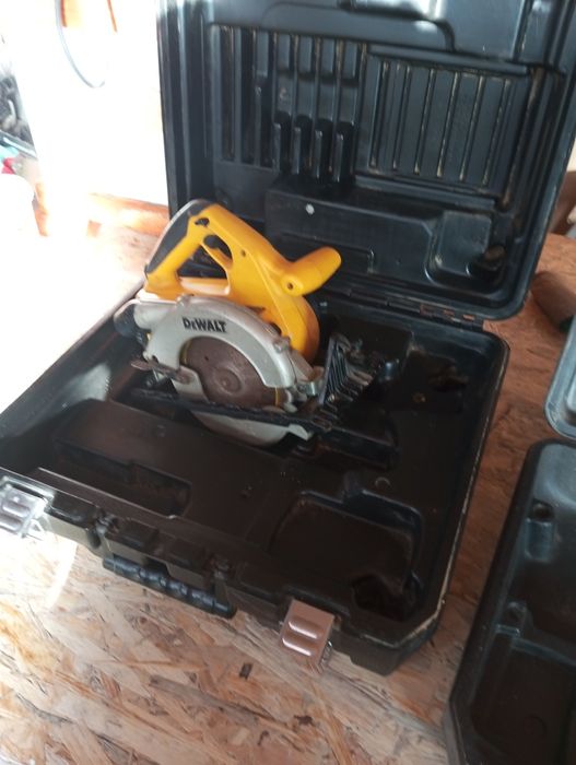 Vând circular + rotopercutor cu acumulator dewalt 24v