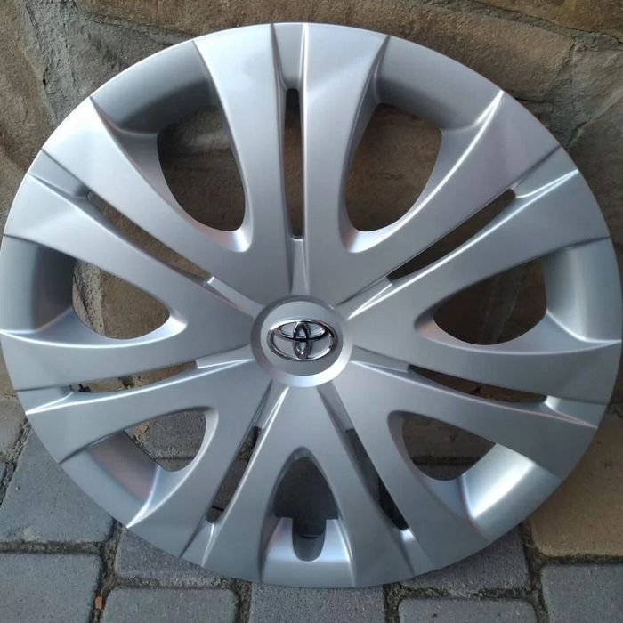 1-оригинальный колпак Toyota Corolla E150