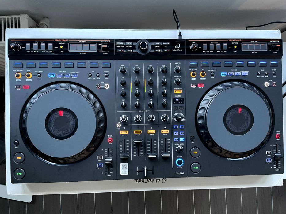 AlphaTheta (Pioneer) DDJ-GRV6 - ca noua, 3 ani garantie