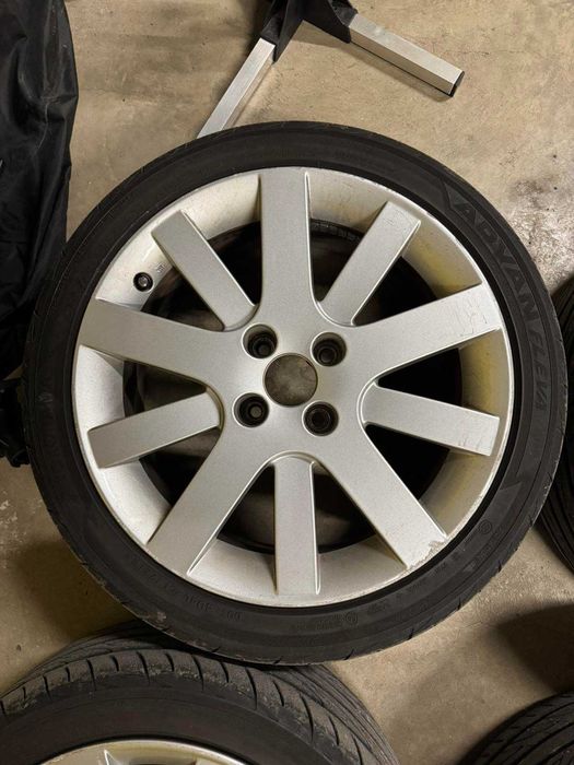 Джанти 17" с летни гуми за Пежо 207 7J17 CH4-26 205/45 R17