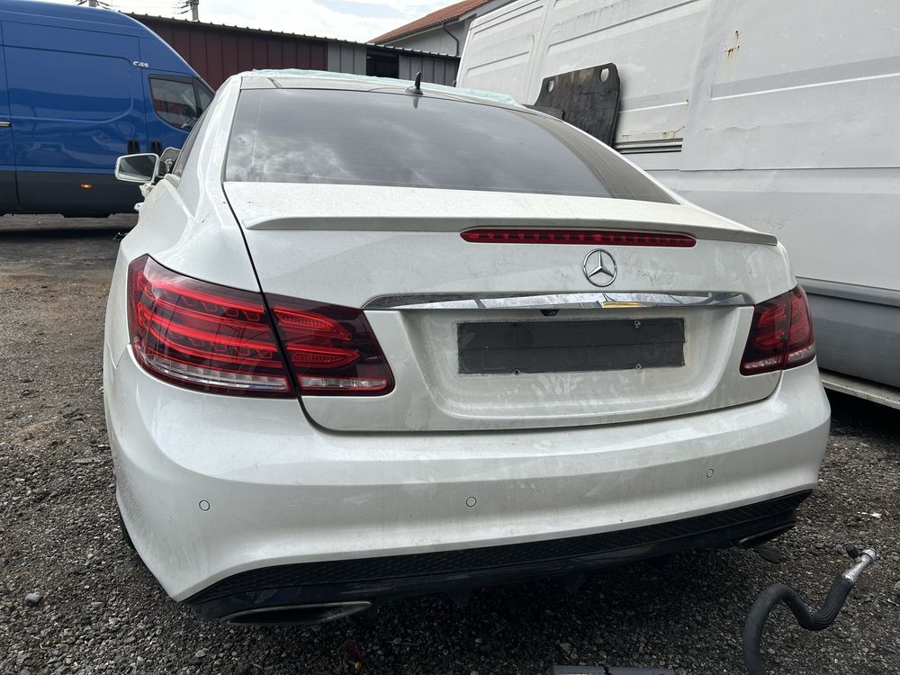 Dezmembrez Mercedes E-Class Coupe E350 BlueTec, piese E-Class 2015