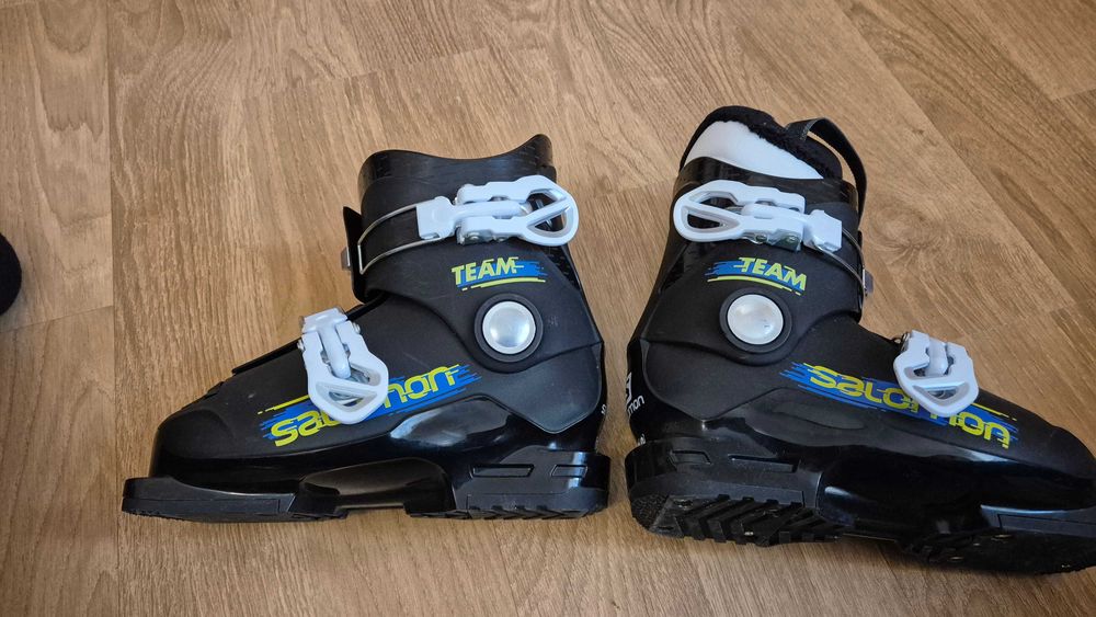 Vand clapari ski copii marime 30-31