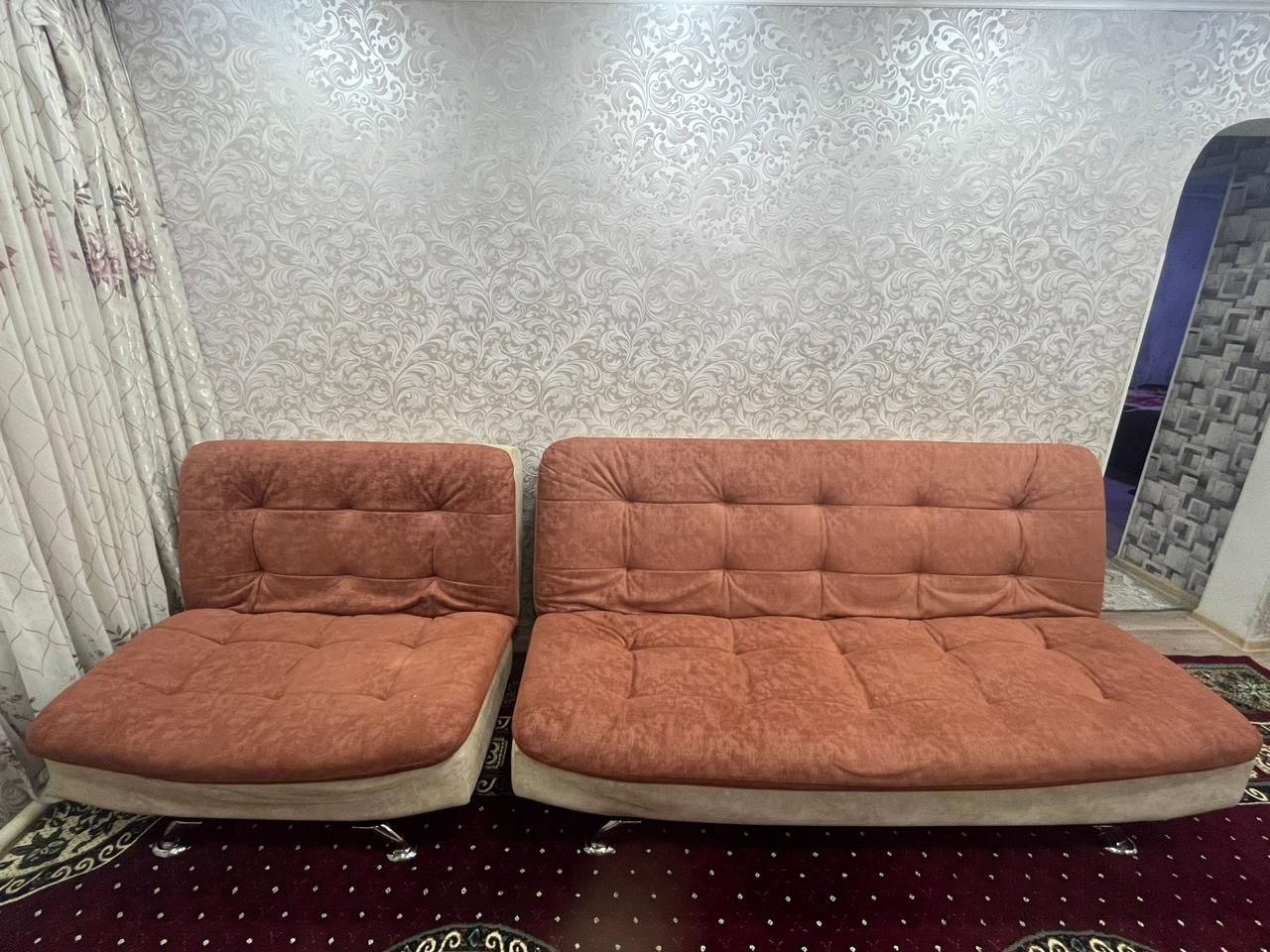 Продам диван в хорошем состоянии