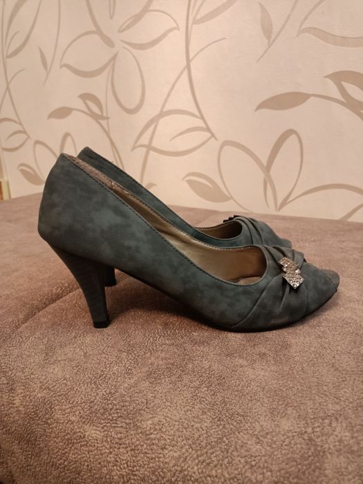 Туфли новые, 40 р.