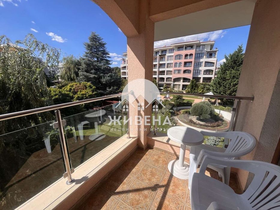 Продава обзаведен 2-стаен апартамент, к.к. Св.Св. Константин и Елена