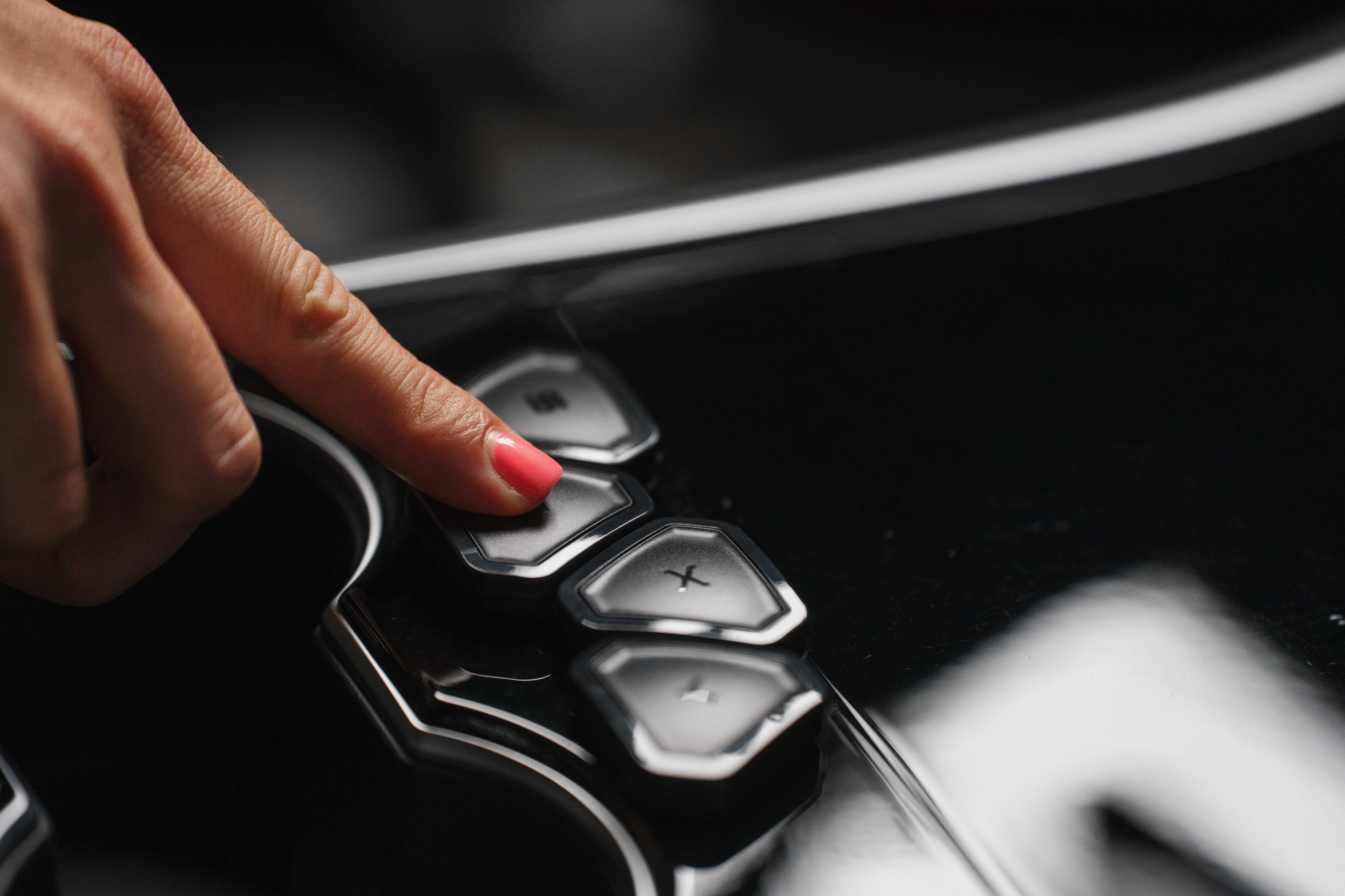 Продавам S3XY Knob S3XY Buttons Тесла Tesla