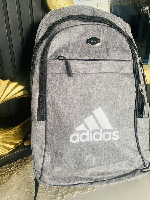 Ghiozdan pentru scoala adidas