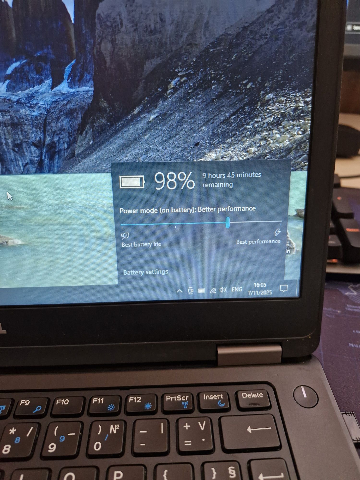 Продавам Dell Latitude E5470