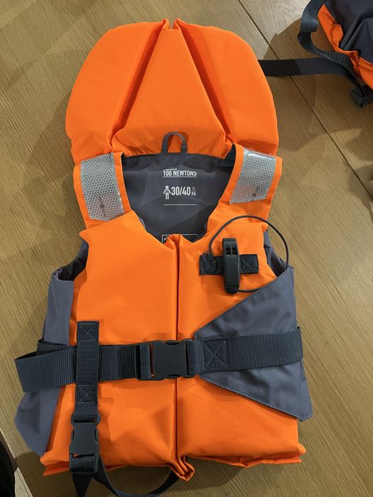 Vesta salvare copii 30/40 kg