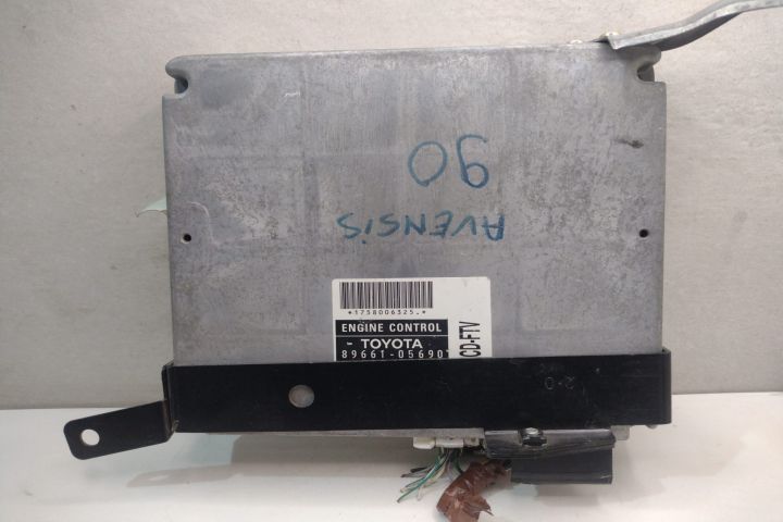Calculator Motor ECU  89661-05690 / 8966105690 Toyota Avensis a 2-a g