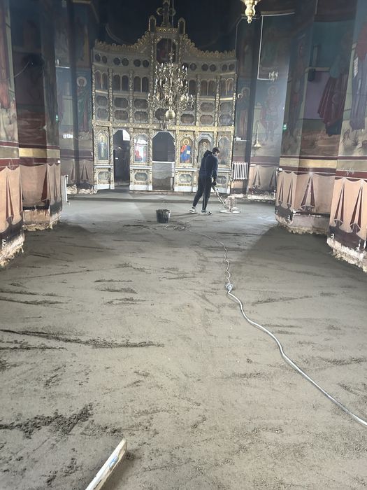 Sapă mecanizată si elicopterizata