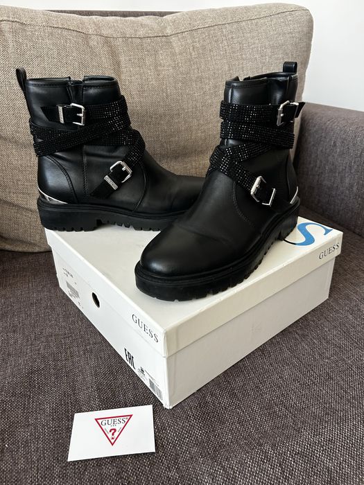 Боти Guess черни