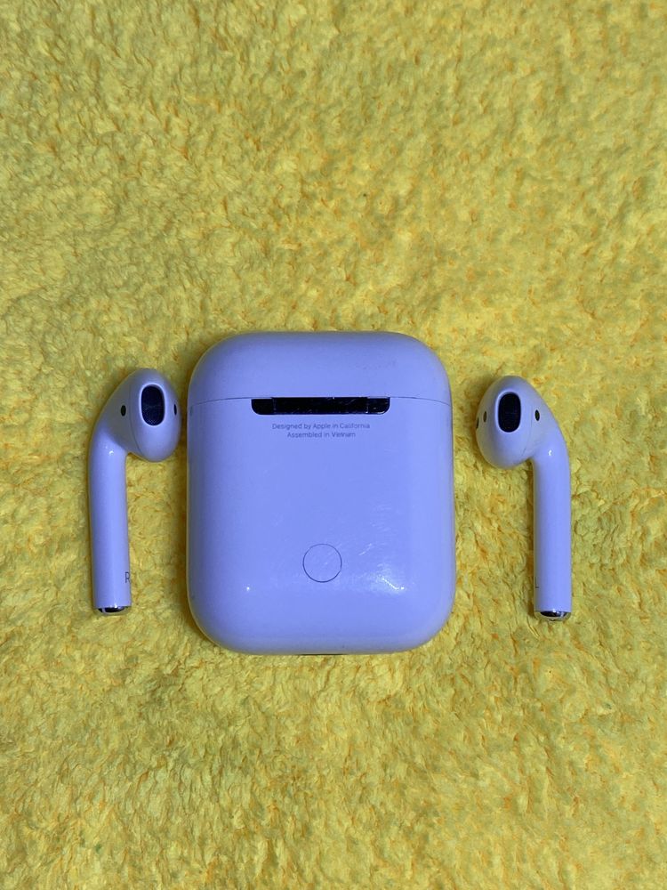 Airpods 2.1 kamplekt yoki keysini o'zi