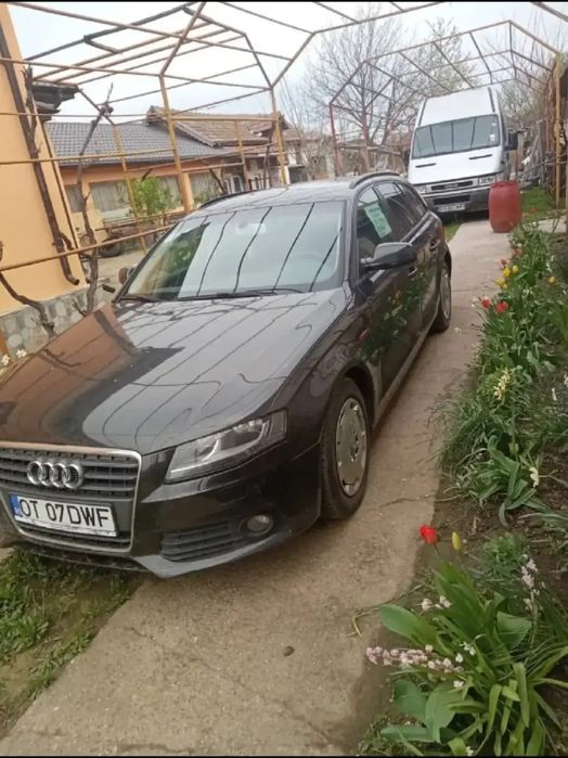 Vând Audi A4 B8 break