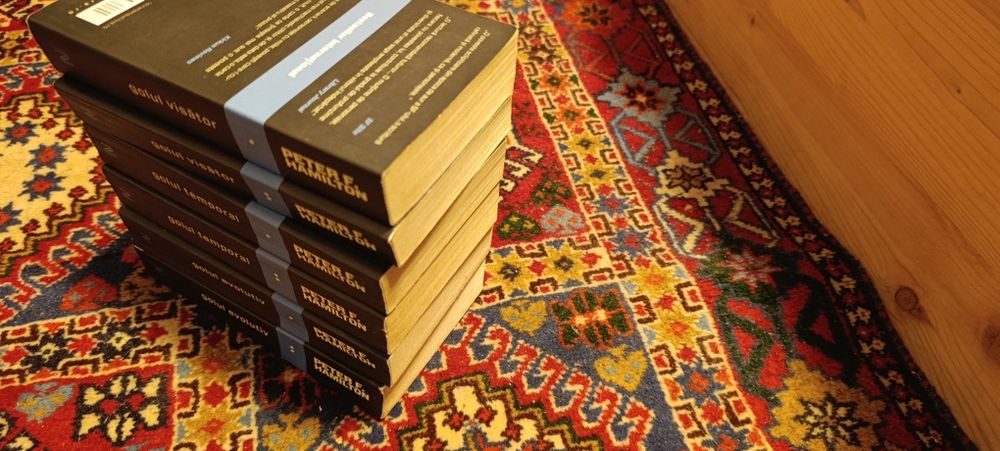 Trilogia golului de Peter F Hamilton