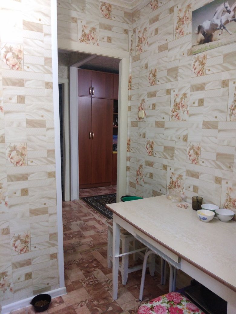 Продам 1 ком кв на 1 мкр