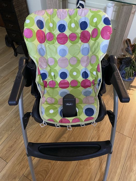 Scaun masa bebelusi Chicco