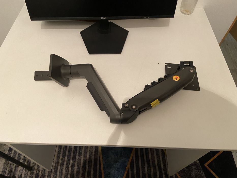 Продам кронштейн, очень хороший