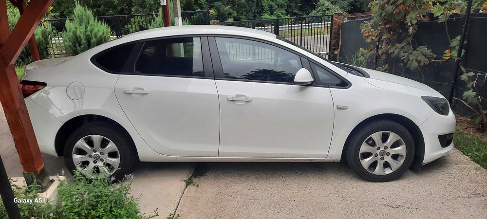 Opel Astra 1.6 cdti