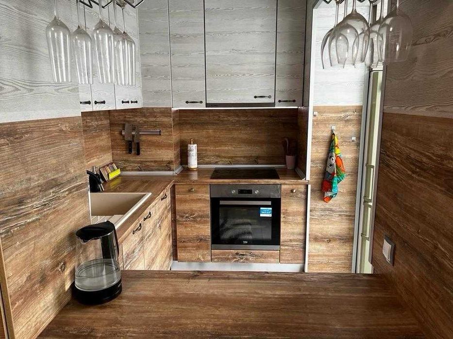 Продава се Четиристаен апартамент в Варна, Автогара - 94 кв.м за 1649 €/кв.м - Снимка #13