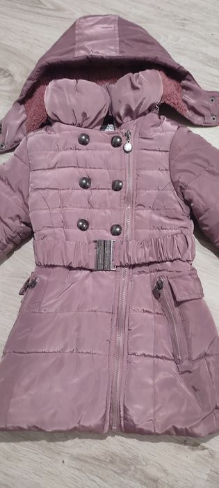 Geacă de iarnă pentru fetițe de 4 ani!