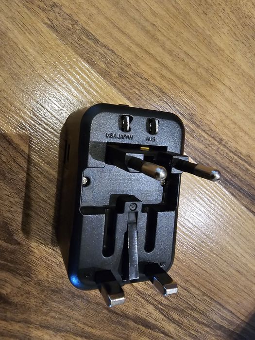Travel Adapter 2 USB