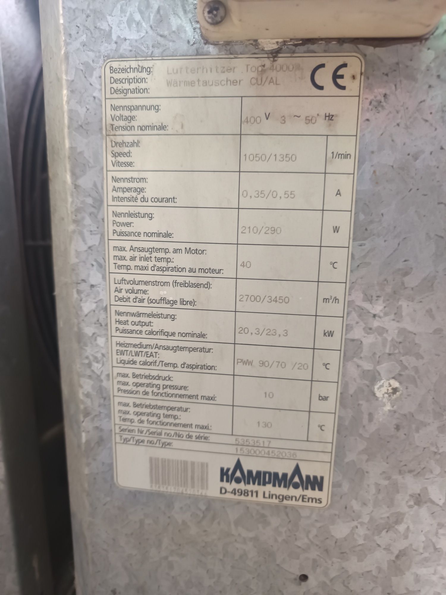 Ventilator Aeroterma pe apa Kapmann industrial , încălzire hală seră