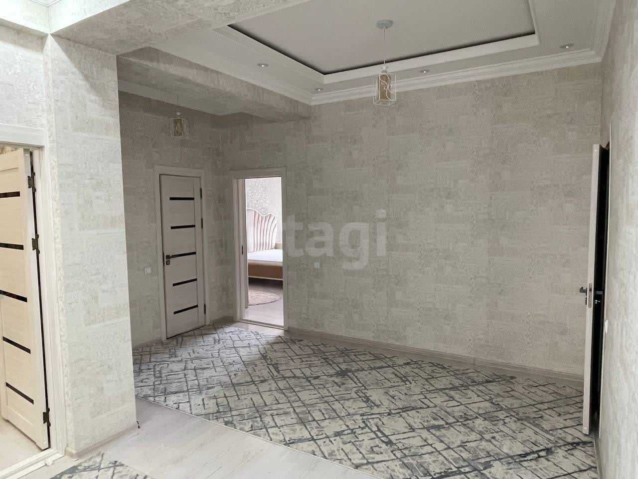 Продается квартира в центре города новостройка в Яккасарайе.104м2 (ШБ)