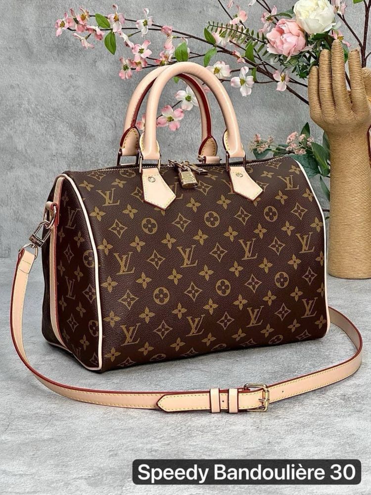 Geanta/Genti Louis Vuitton modele noi