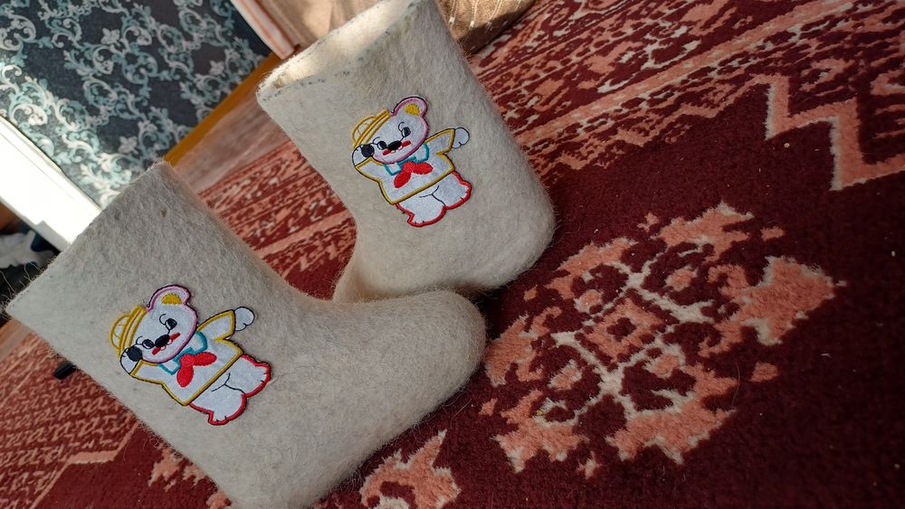 Продам детские валеночки