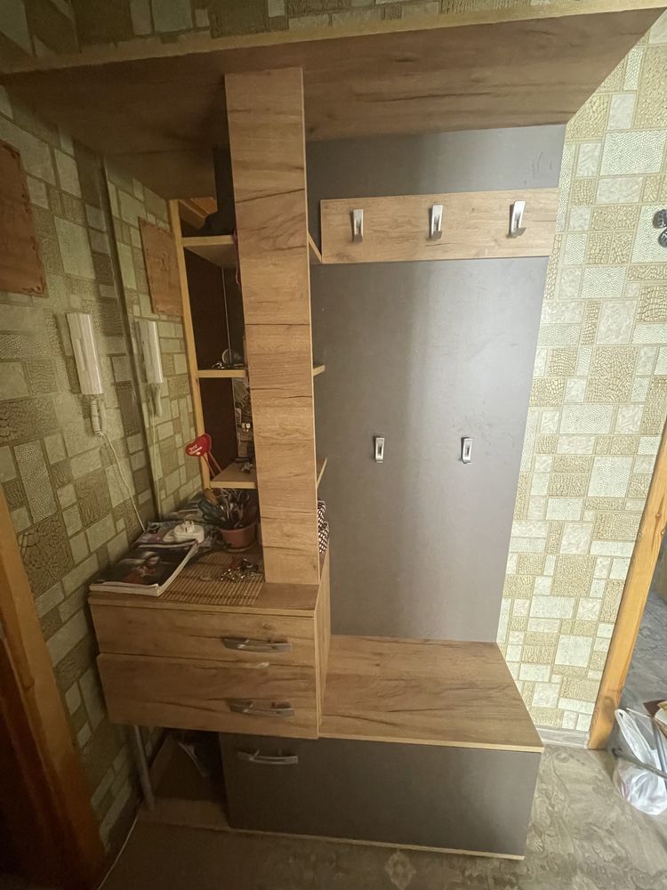 Продам прихожую