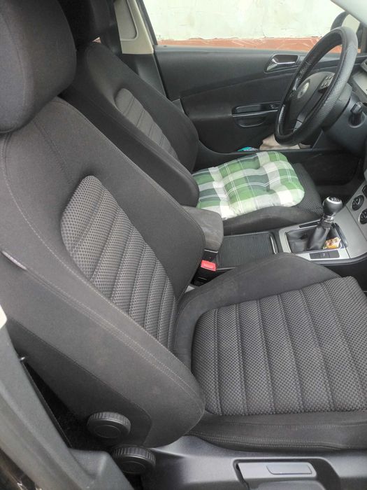 Vând vw passat b6 2008