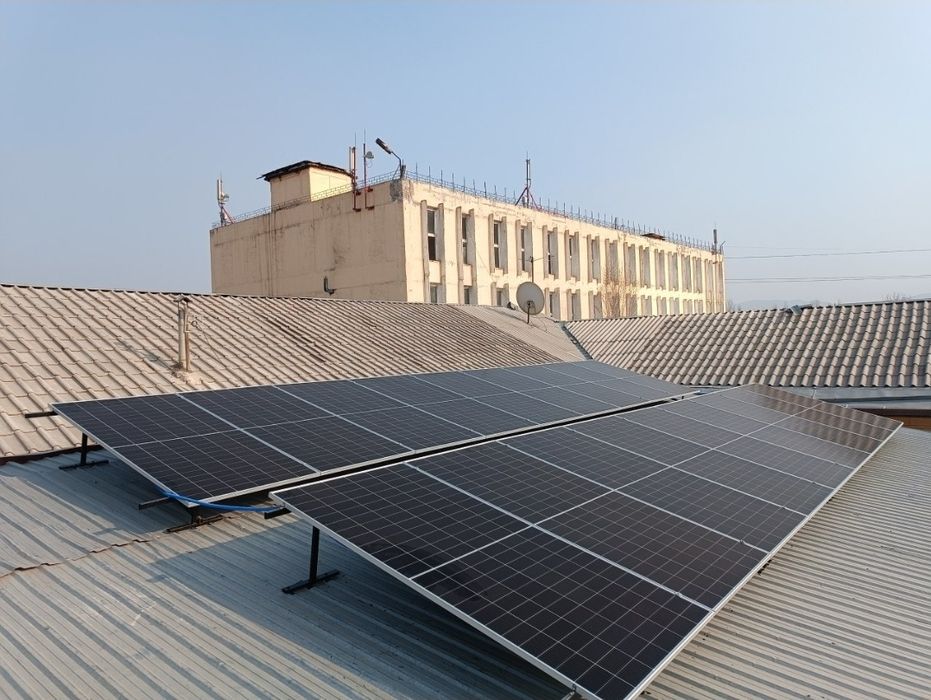 Quyosh panel eng spatligi