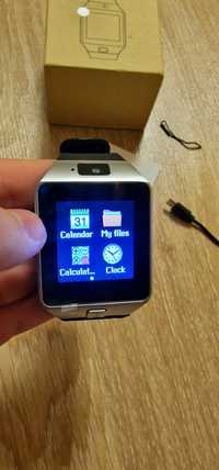 Ceas Smartwatch Dz90 Culoare Argintiu, Nou Niciodată folosit [Are Țip