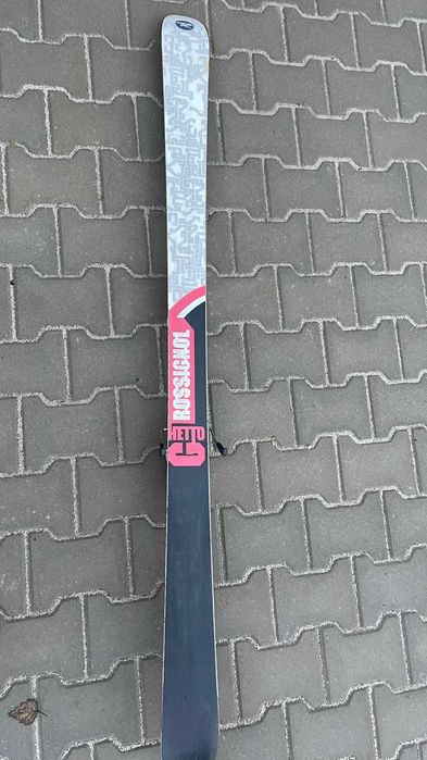 vând SCHIURI Rossignol 163cm