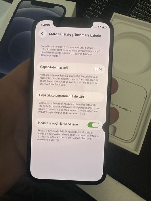 iPhone 12, 128GB, baterie 87%, punct mort pe display