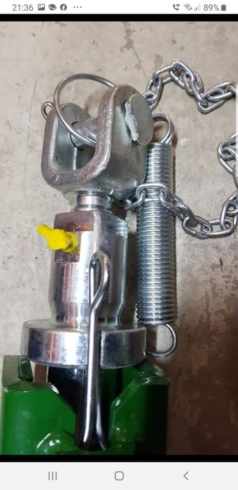 Ancora stabilizator automata pentru tractoare John Deere seriile 5000,