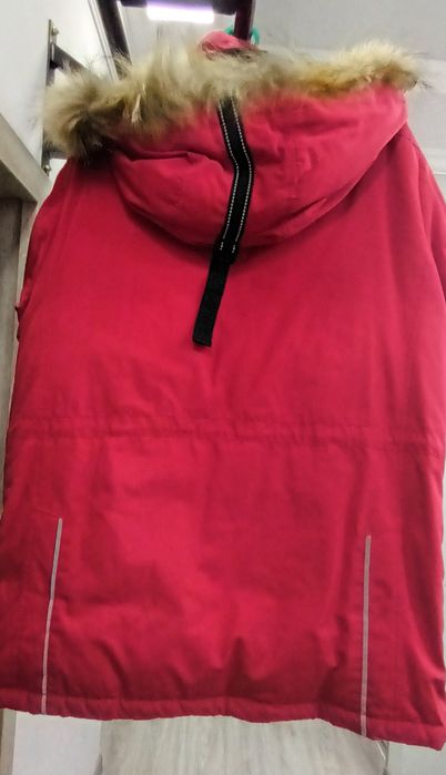 Срочно продаю тёплую куртку(аляска). Сделано в Корее.