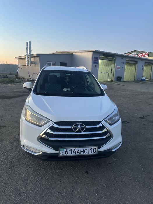 Продам JAC s3 Продам