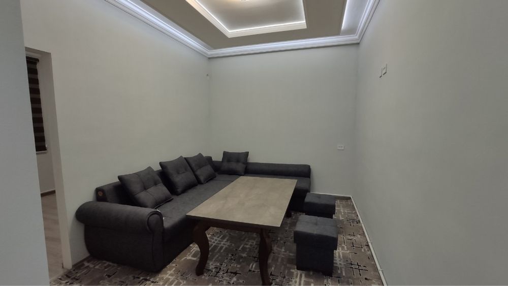 Сакура укув марказини олдида дом сотилади