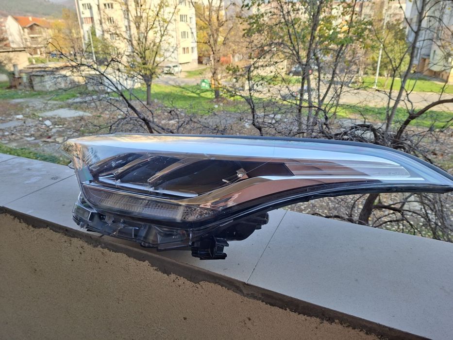 Ляв фар Toyota C-HR 2020 - 2023