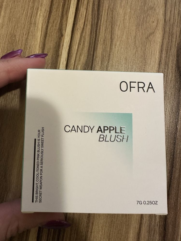 Руж Ofra candy apple blush