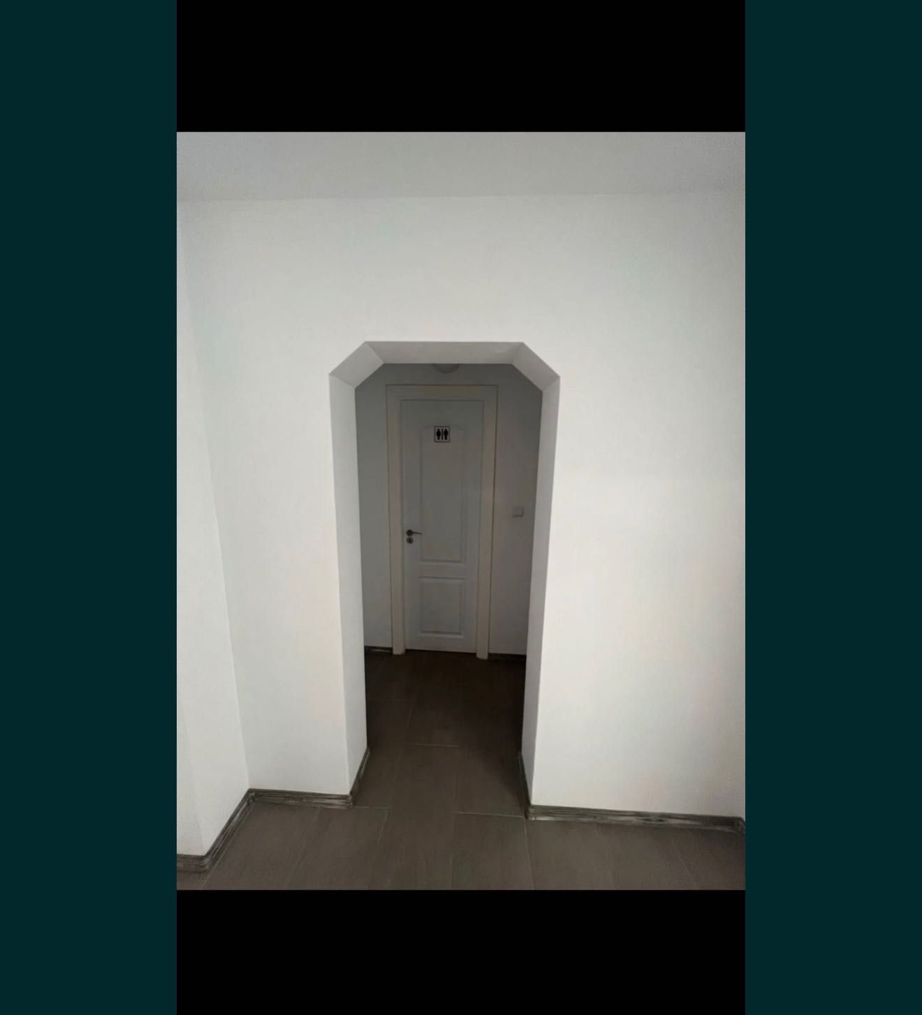Închiriez cameră în spațiu comercial