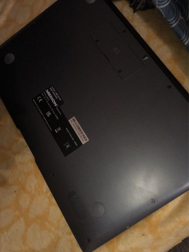 Laptop medion accept schimb cu iphone xs