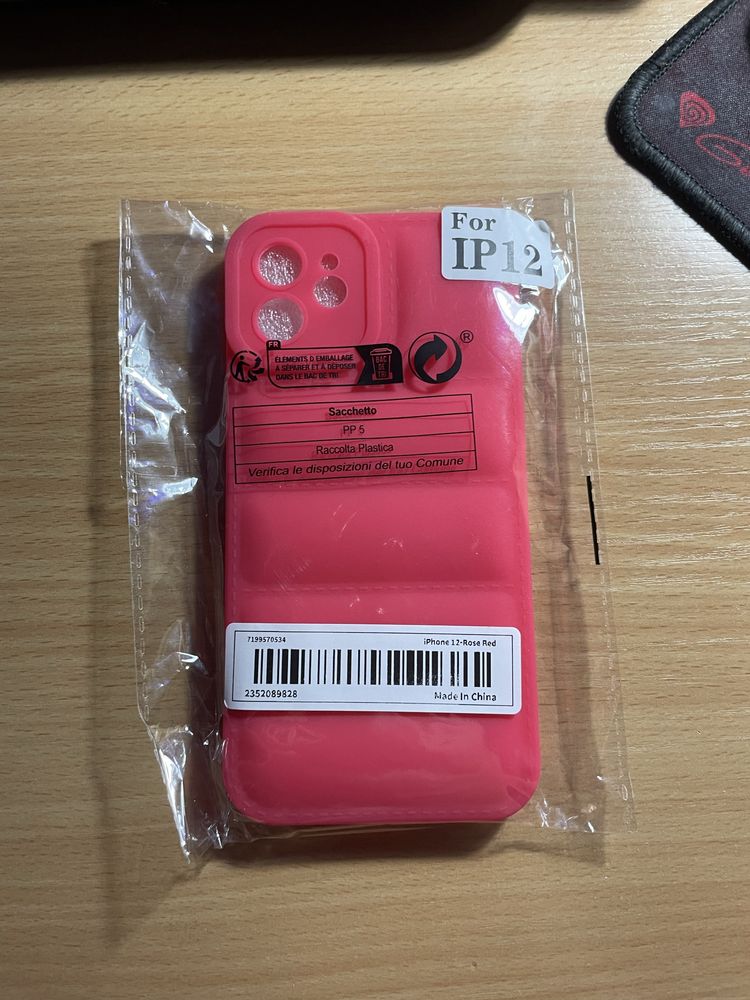 ЧИСТО НОВ*Калъф за iphone 12-rose red